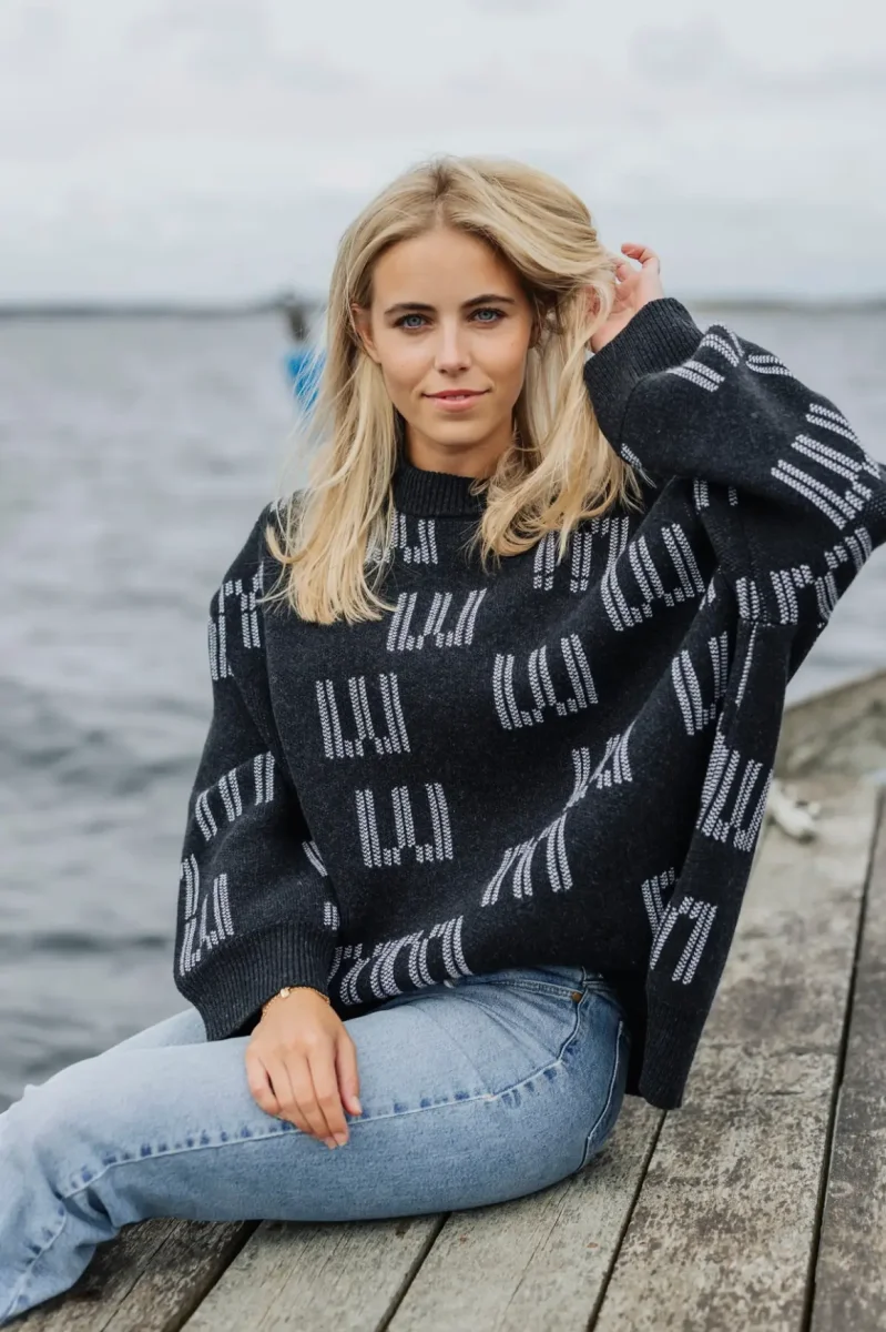 EM Stickad Tröja Svart - Bild 6