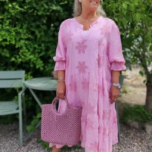 Klänning, broderade blommor, Qnuz