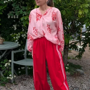 Ballongbyxa med sidoränder, Minou Minou